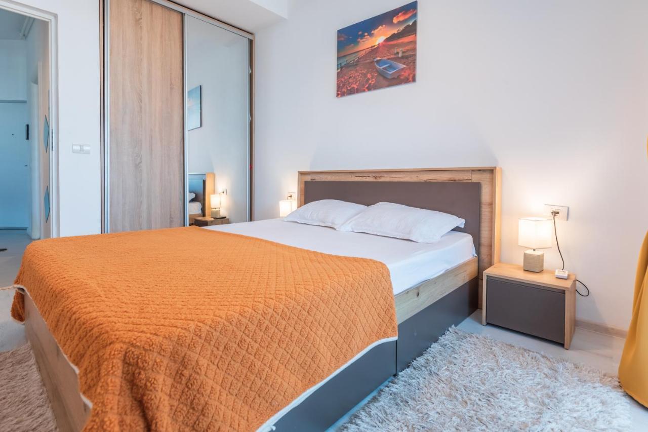 Appartement Apartament Unique Relax à Năvodari Extérieur photo