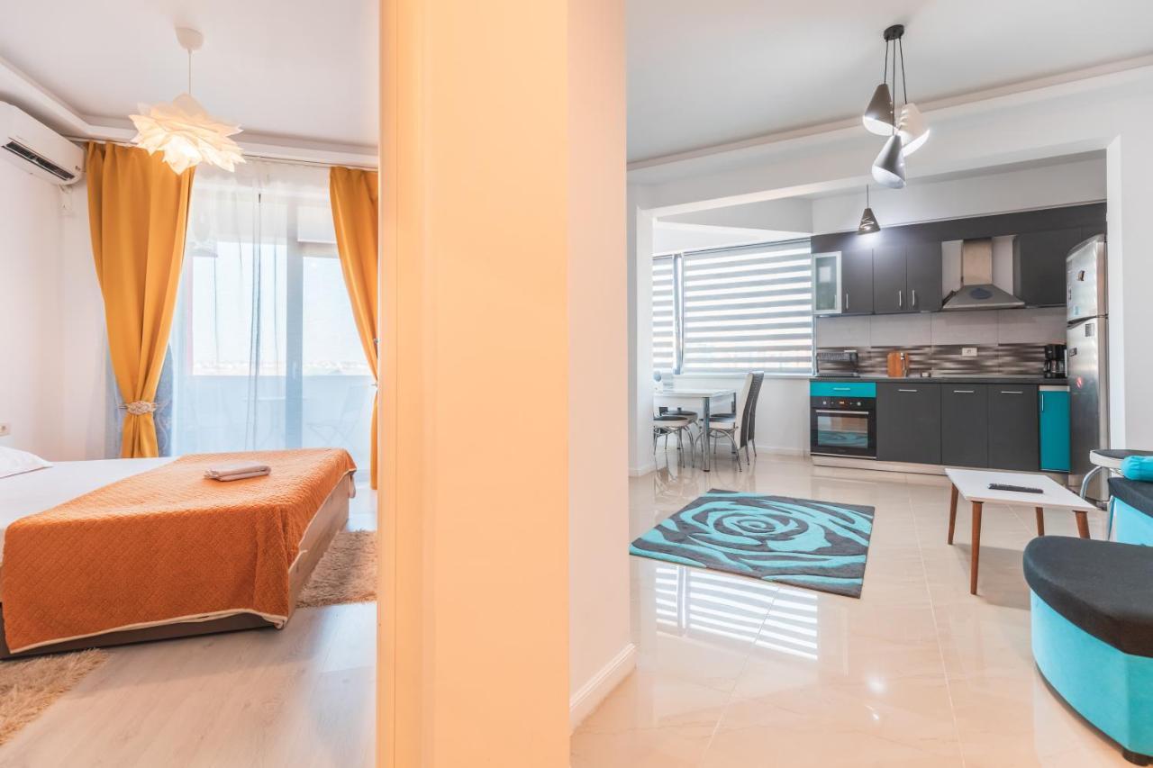Appartement Apartament Unique Relax à Năvodari Extérieur photo