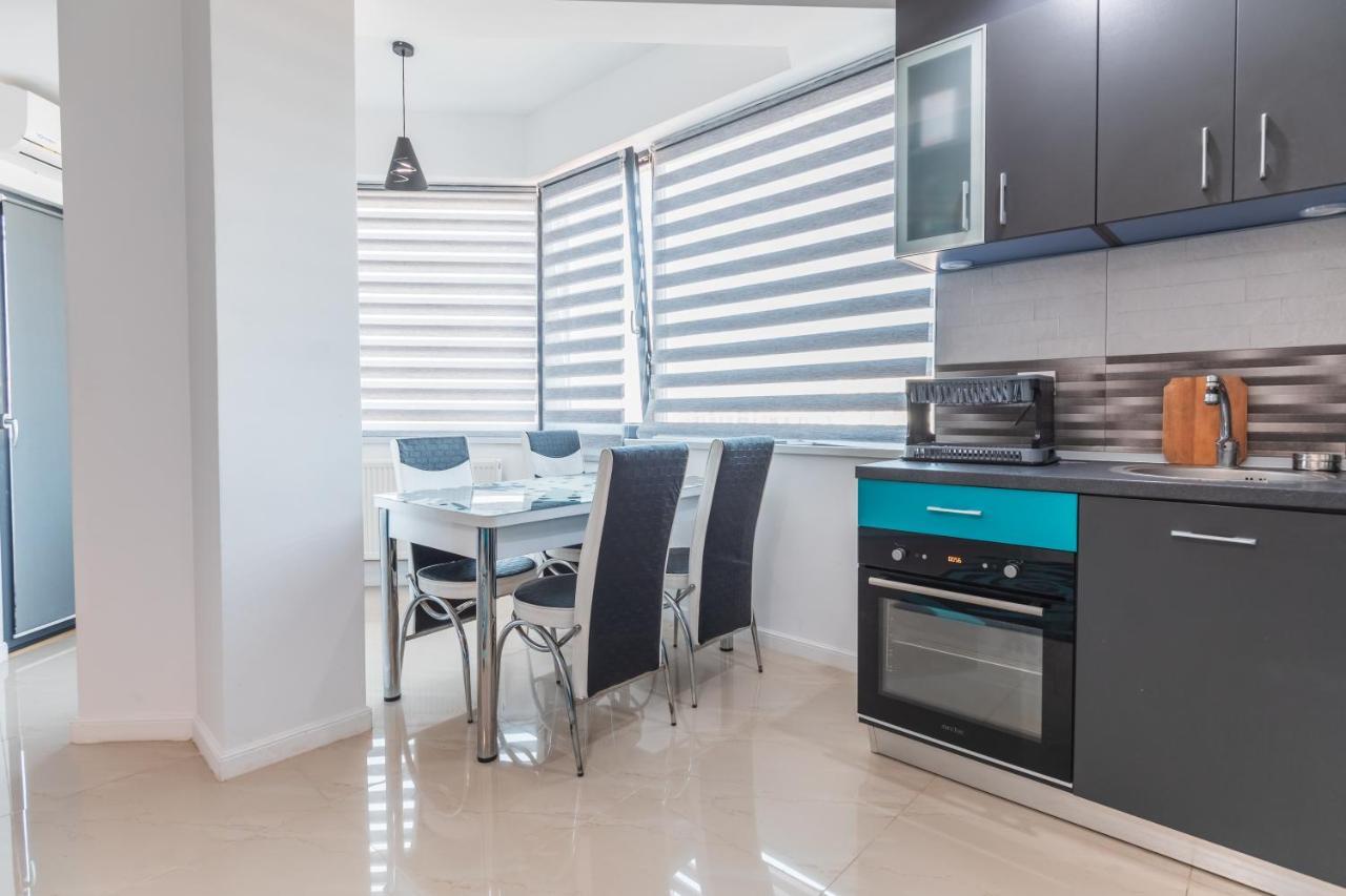 Appartement Apartament Unique Relax à Năvodari Extérieur photo